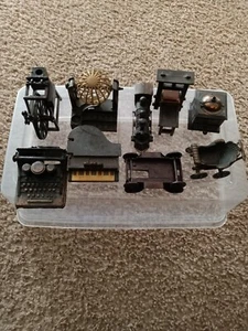 9-HIERRO FUNDIDO-MINI SACAPUNTAS Y EXTRAS - Imagen 1 de 13