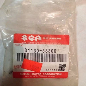 SUZUKI OEM CEPILLO DE ARRANQUE SUB MONTAJE GN250, GSX-R1100 # 31130-38300 - Imagen 1 de 2