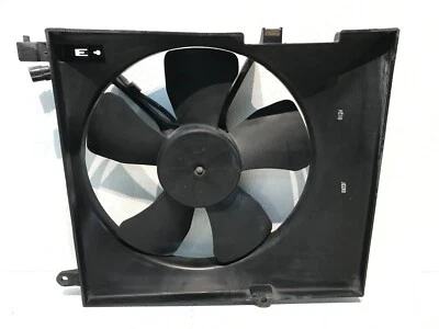 04-08 Conjunto de ventilador de refrigeración del motor Chevrolet Aveo OEM 96536666 Foto 1 de 3