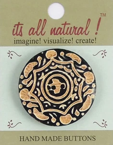 Botones de cuerno natural hechos a mano - azul/beige - 47 mm - diseño azteca tallado - Imagen 1 de 4