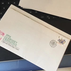 GB Guernsey Channel Island First Day Cover FDC 1994 definitive release Iris 25p - Picture 1 of 2
