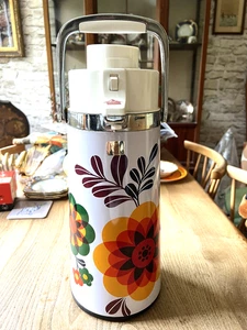 Frasco de vacío Airpot vintage termo dispensador de bebidas de un solo empuje 1,9 L VW cámper NUEVO - Imagen 1 de 4