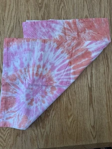 Almohada estándar Pottery Burn naranja rosa blanco tie-dye farsa - Imagen 1 de 3