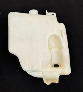 Windshield Washer Reservoir No Pump orCap Mk3 VW-94/99.5 Jetta Golf 95-02 Cabrio - Bild 1 von 5