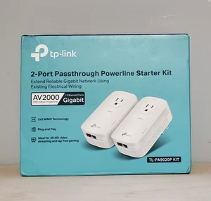 TP-LINK AV2000 2-Port Gigabit Passthrough Powerline Starter Kit - Picture 1 of 8