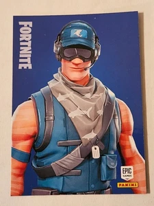 First Strike Specialist - Scheda Base Panini Fortnite Serie 1 2019 - Foto 1 di 2