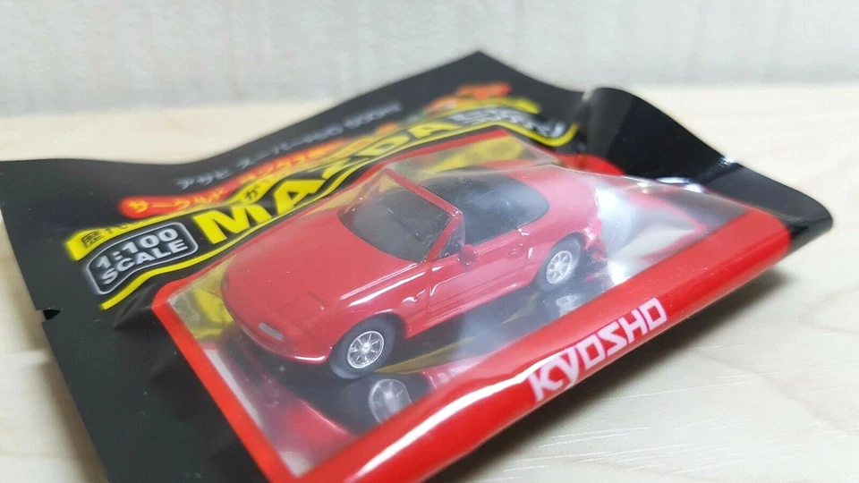 1/100 Kyosho MAZDA MX-5 MIATA EUNOS ROADSTER RED diecast car model NEW - Image 1 of 1