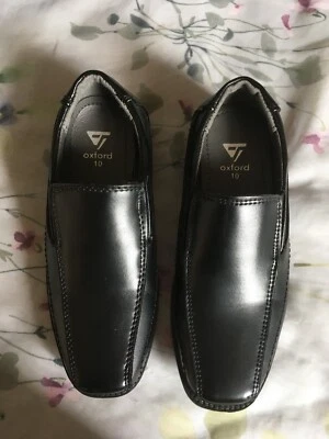 NUEVO EN CAJA Mocasín sin cordones Oxford Zapato de vestir 10 Negro para niños Foto 1 de 4
