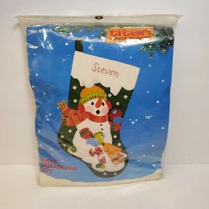 Kit de medias de fieltro Titan Needlecraft muñeco de nieve #85051 Navidad NUEVO  - Imagen 1 de 5