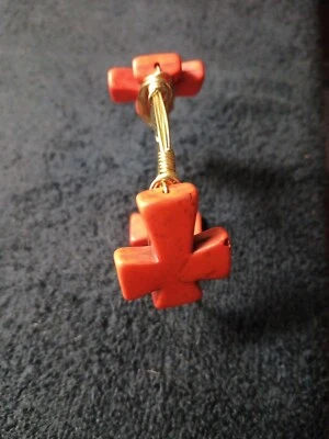 Brazalete BB Bourbon & Bowties - Brazalete Brazalete Cruz Naranja Alambre Dorado Foto 1 de 4