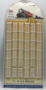 Model Power 6085 O Scale White Picket Fence Set - Picture 1 of 2
