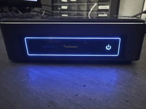 intel NUC Mini PC - Intel i5- Gen7 - 250GB SSD - 8 GB RAM - Windows 11 pro - Bild 1 von 7