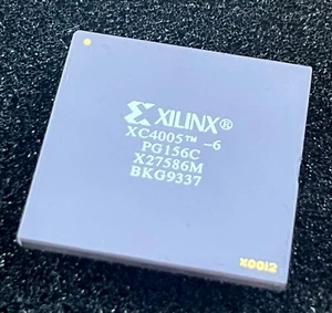XILINX XC4005-6PG156C FPGA CERAMIC PGA IC UK STOCK (x1) fcb28.22 - Bild 1 von 3
