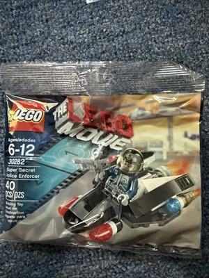 LEGO The LEGO Movie: Super Secret Police Enforcer (30282) - Image 1 of 4