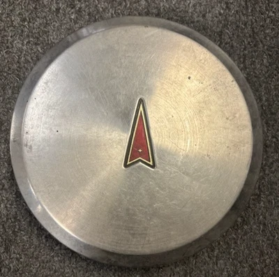 Pontiac Bonneville OEM Center Hub Cap 7.5" Diameter Foto 1 de 3