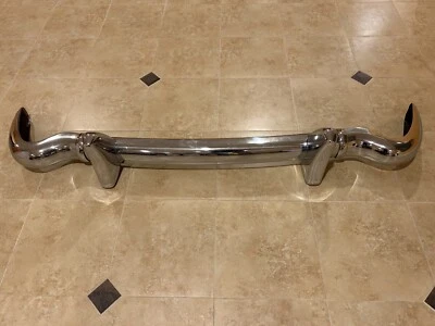 PARAGOLPES TRASERO ORIGINAL MERCEDES BENZ 190 SL. Foto 1 de 4