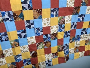 Edredón de retazos multicolor cosido a máquina vintage de los años 70 TOP 78" X 90" 5" cuadrado - Imagen 1 de 11