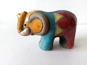 Estatuilla de elefante vintage hecha a mano hecha en Sudáfrica talla 4 pulgadas x 2,5 pulgadas - Imagen 1 de 5