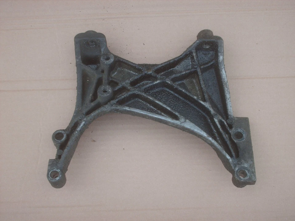 Saturn SC2 cupé 1,9 L doble leva cárter de aceite transmisión. Brace 97 98 99 usado OEM automático Foto 1 de 1