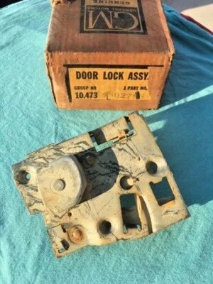 Oldsmobile 88 98 1960 super dinámico nuevo en stock pestillo de cerradura de puerta trasera derecha (segundo tipo) Foto 1 de 4