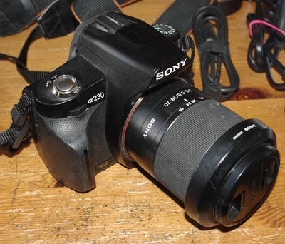 Sony Alpha A230 Camera DSLR 10.2MP with 18-70mm, 4GB SD, Charger, Cables - Image 1 of 4
