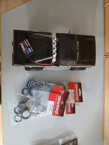 Traxxas Ford Bronco RC Truck, It’s a 1:10 Scale And Modelled After Ford Bronco - Bild 1 von 8