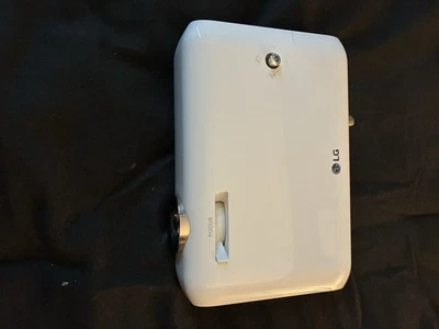 LG PH550 Minibeam LED Projector - Image 1 of 3