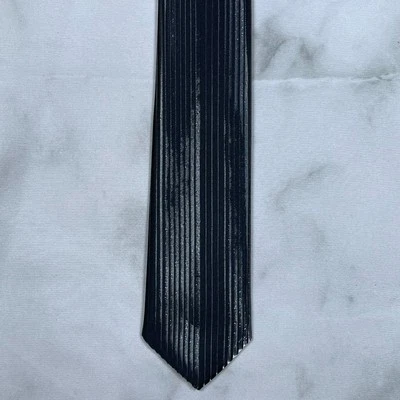 Corbata negra delgada tejida a mano de microfibra metálica elegante Umo Lorenzo Foto 1 de 4