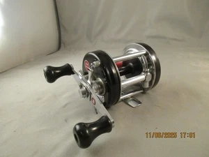 Vintage Abu Garcia Ambassadeur 6600C Bait Casting Fishing Reel used VG cond - Picture 1 of 10