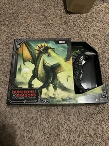 Figura de acción Dungeons & Dragons Black Dragon Rakor D&D Dragon Toy paquete Nuevo - Imagen 1 de 10
