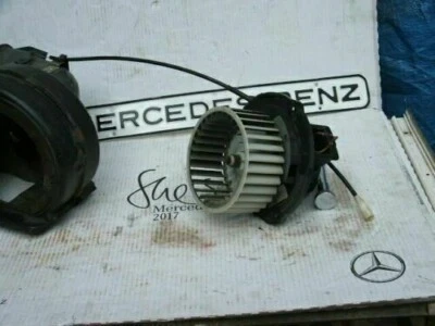 MERCEDES W123 ORIGINAL BOSCH GEBLASEMOTOR - Bild 1 von 4