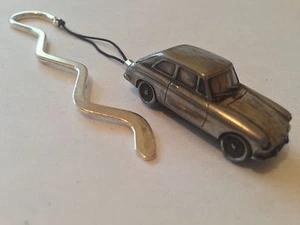 MG B GT FULL CAR on a CURVED bookmark with cord ref128 - Picture 1 of 1