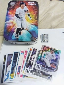 Aaron Judge Sammlung 2025! Topps Super Box Emaille Pin, 10 verschiedene Karten! - Bild 1 von 15