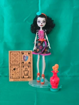Monster High Doll Skelita Calaveras Art Class Mattel - Image 1 of 4