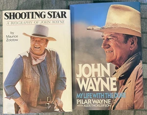 2 John Wayne Hardback Books Shooting Star & My Life with the Duke - Foto 1 di 2