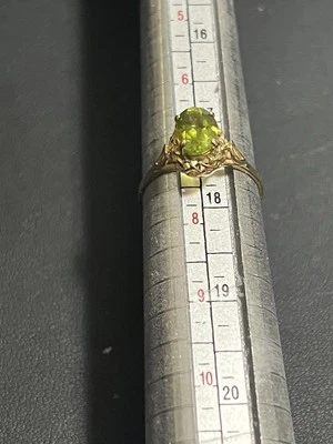 Anillo de colección de peridoto de oro 14K talla 7,5 ajuste de filigrana elevado 2,0 g. Firmado en muy buen estado Foto 1 de 2