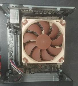 ASRock DeskMini A300 (¡leer!) - Imagen 1 de 3