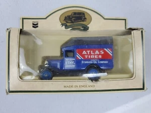 Camion pressofuso Lledo Days Gone - Atlas Tires Chevron Standard Oil - Made in England - Foto 1 di 6