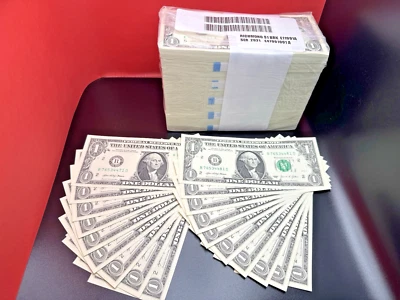 Non-Sequential (20) BRAND NEW ONE DOLLAR BILLS - REAL MONEY 2010-2025 - Image 1 of 3