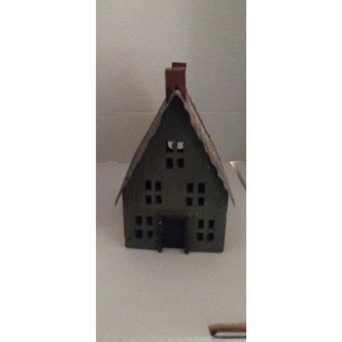 Green Country Farmhouse Wooden Bird House with Metal Roof Cover