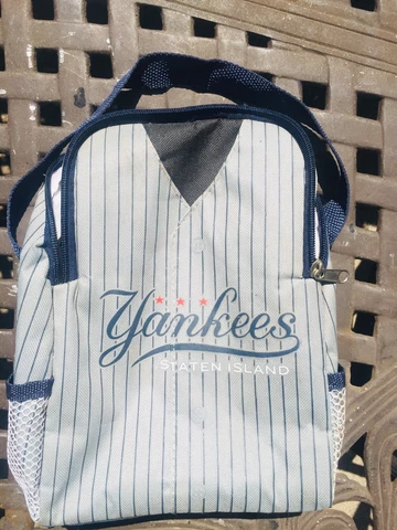 STATEN ISLAND YANKEES PINSTRIPE MINI COOLER BAG NEW NEVER USED BRAND NEW! Cover