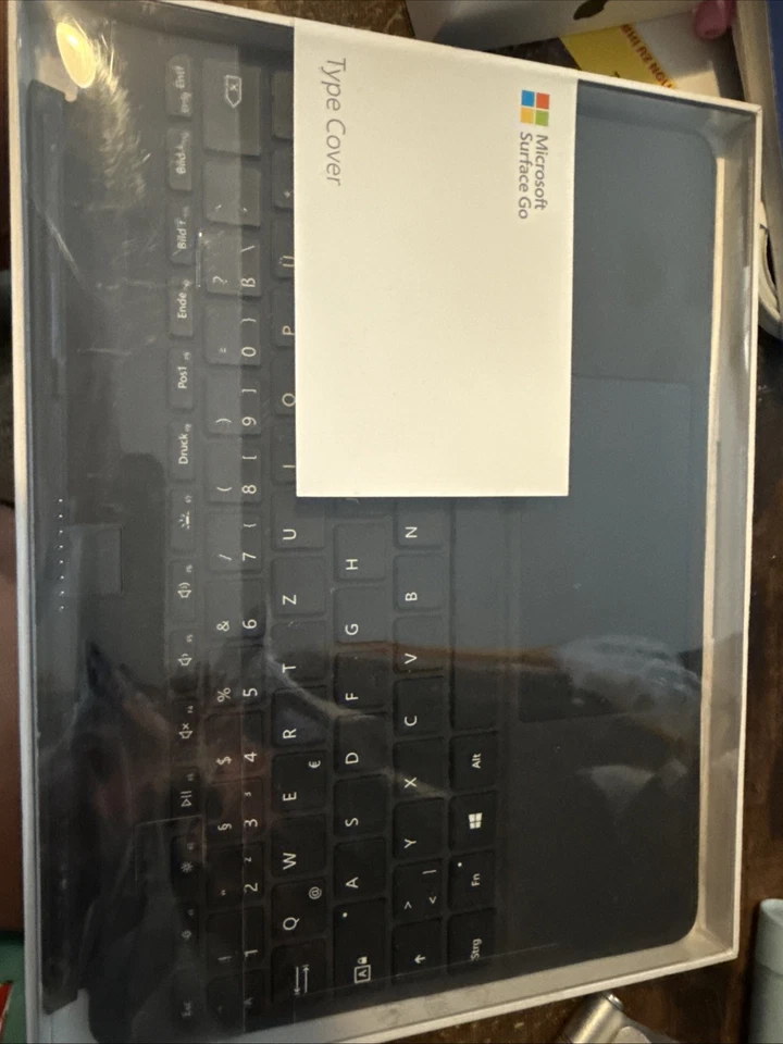 Microsoft Surface Go Type Cover-Tastatur - Schwarz  Qwertz KCM 00005 - Bild 1 von 4