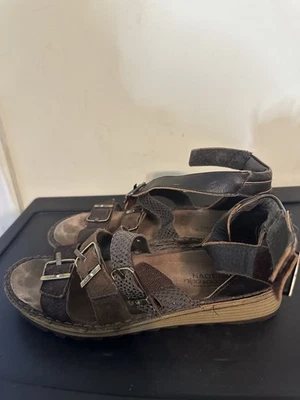 Sandálias anabela feminina NAOT "Begonia" gladiador tornozelo tamanho 9.5 - Imagem 1 de 4