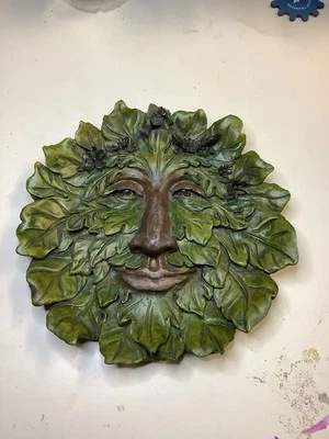 Placa colgante de pared Green Man Top Collection renacentista faire  Foto 1 de 4