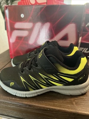NEW FILA Kid's Size 12 Fantom 8 Strap Sneakers - NWB - Image 1 of 4