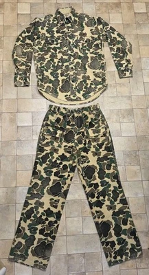 Cabela's Vintage 80s Duck Camo Set, Medium Jacket, 30/32 Pants, Distressed  - Image 1 of 4