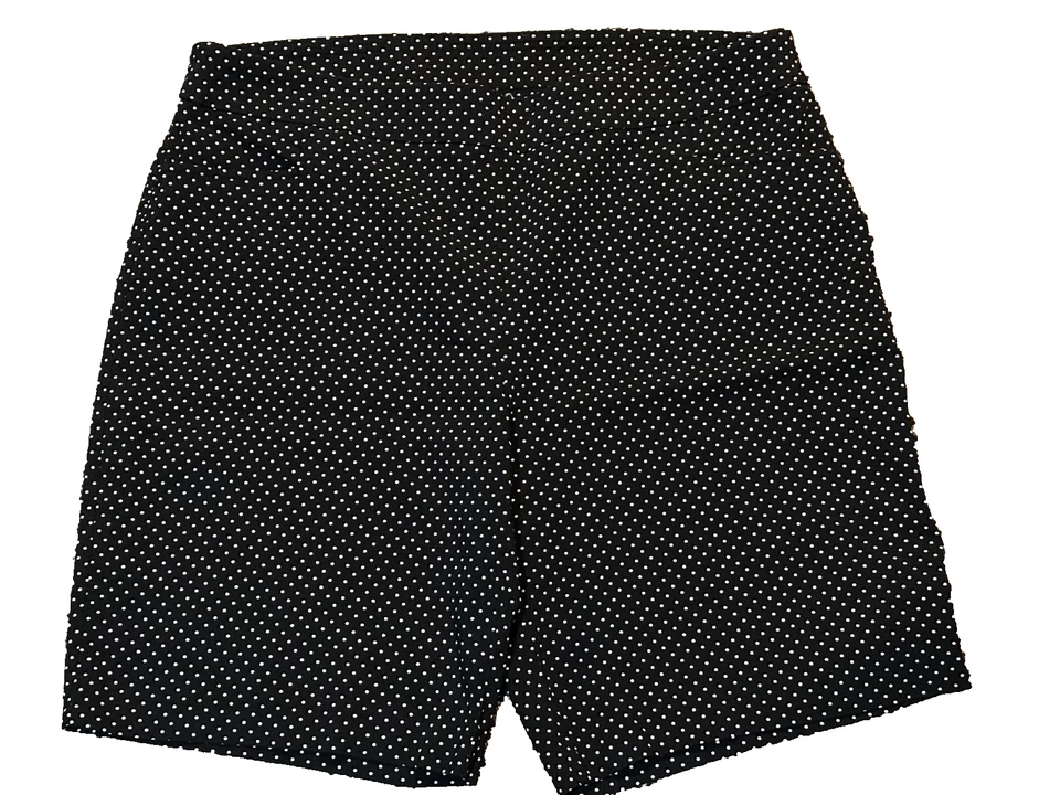 Bermudas Terra & Sky para mujer negras/blancas a lunares talla 1X 16W-18W Foto 1 de 4