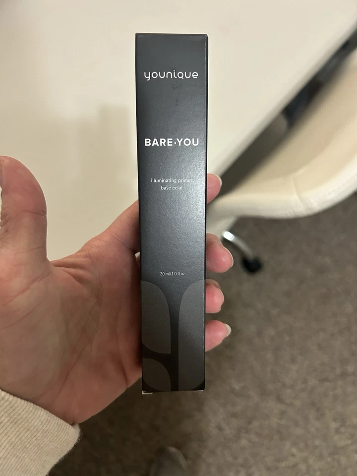 Imprimación iluminadora Younique Foto 1 de 1