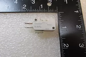 ¡Microinterruptor microswitch Cherry KWHC 5A 125/250 VAC 1/4 HP SPDT botón pulsador!¡! - Imagen 1 de 6