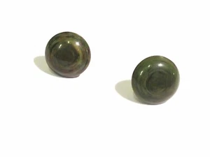 Orecchini a perno disco marmorizzato verde avocado scuro - Foto 1 di 4